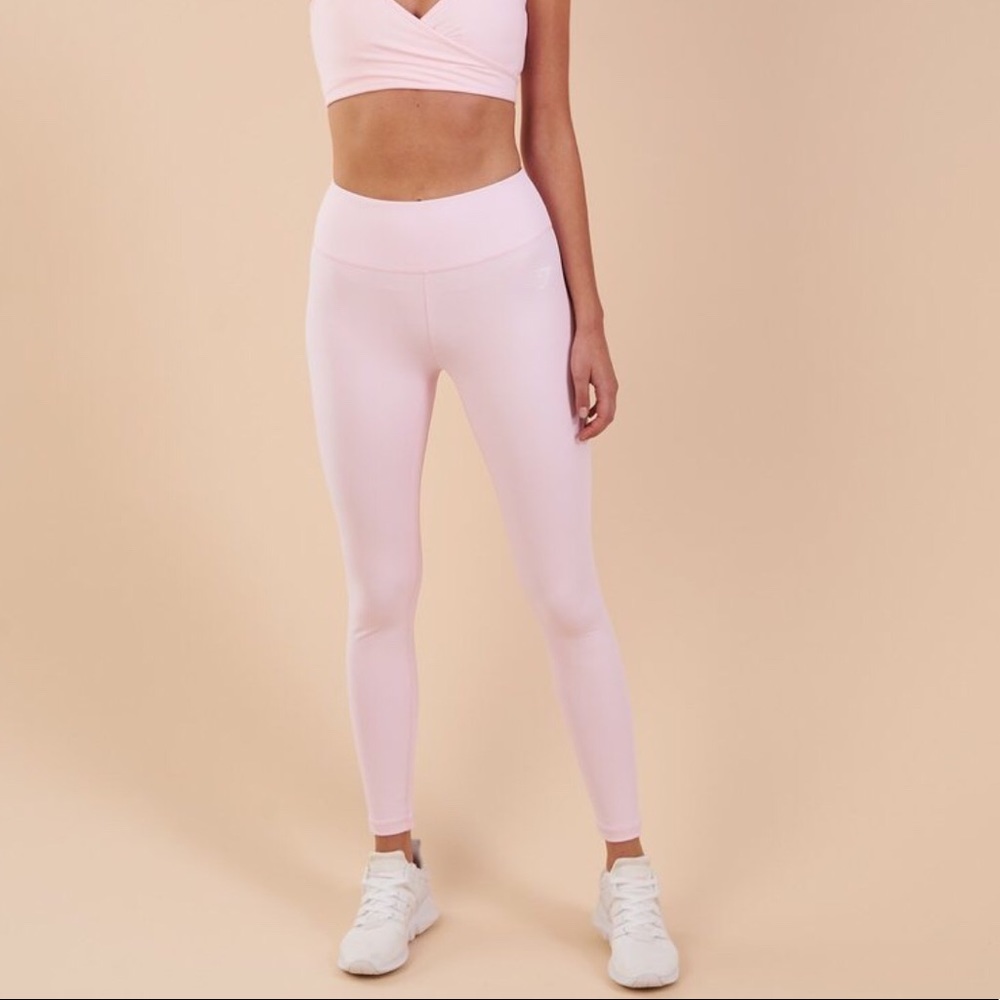 Gym Shark chalk pink Dreamy Leggings